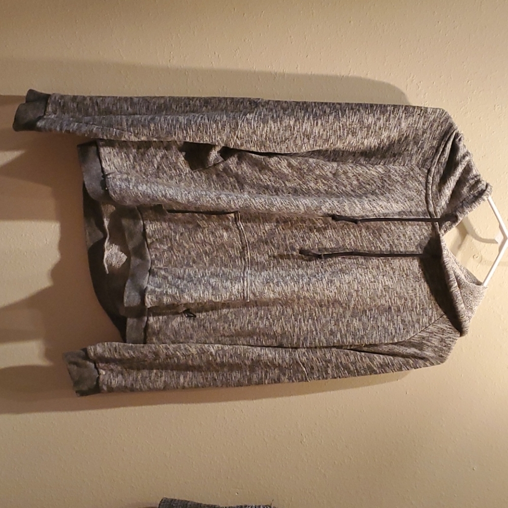 Xl volcom sweater